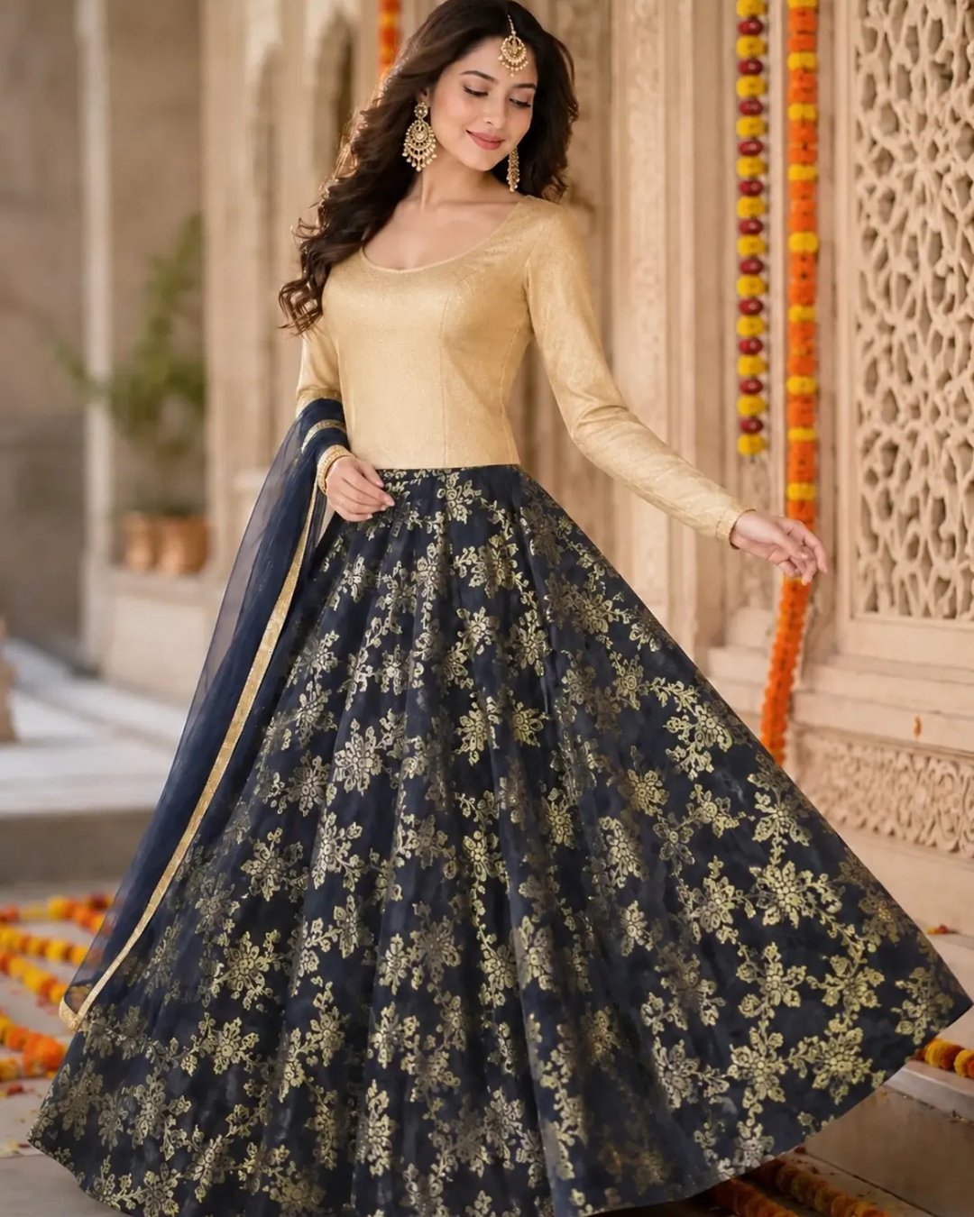 Banarsi Lehanga heavy jaal with plain shirt & Net dupatta image 0