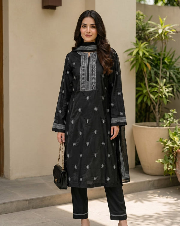 Cotton embroided three piece suit image 0