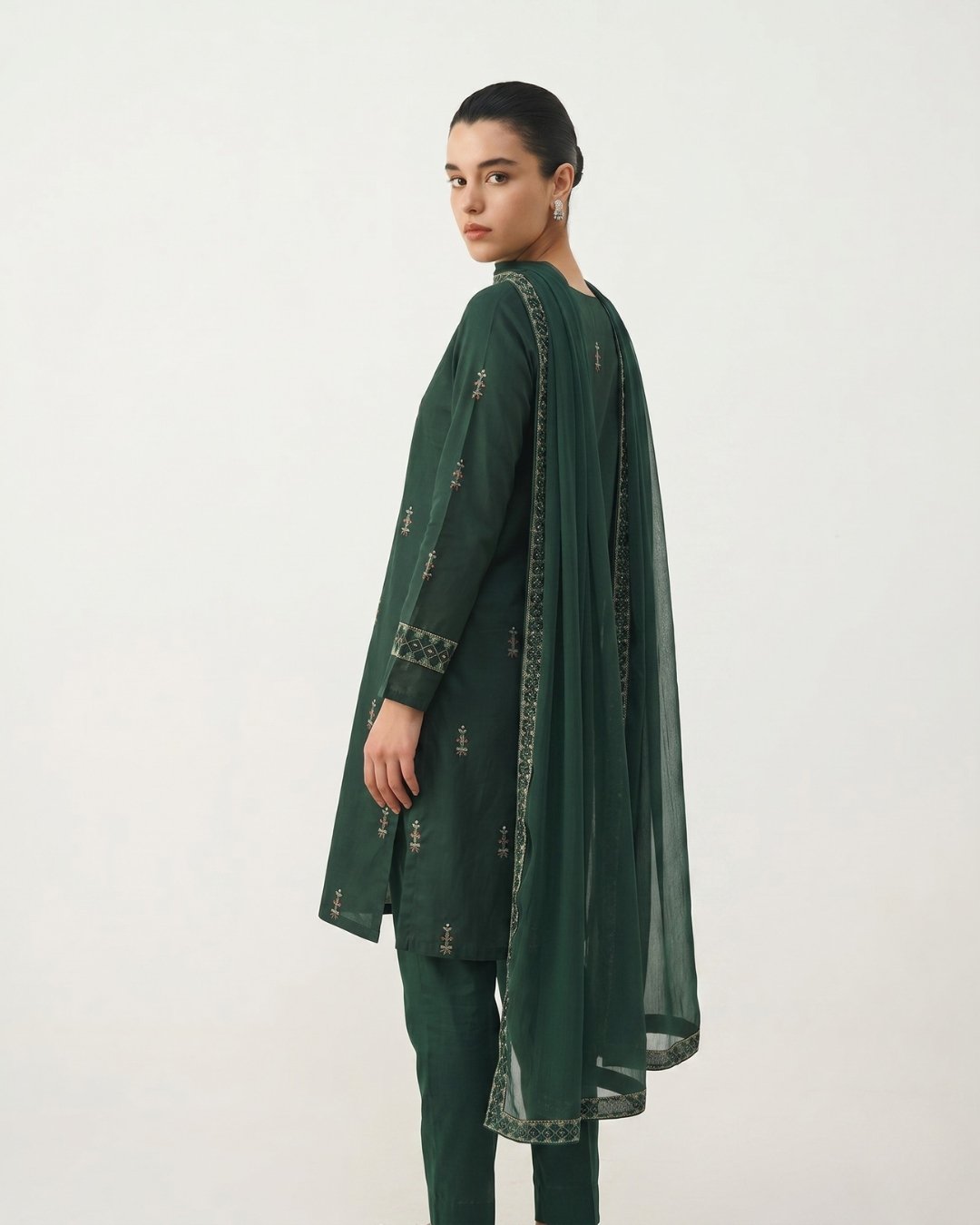 3 piece lawn suit image 2
