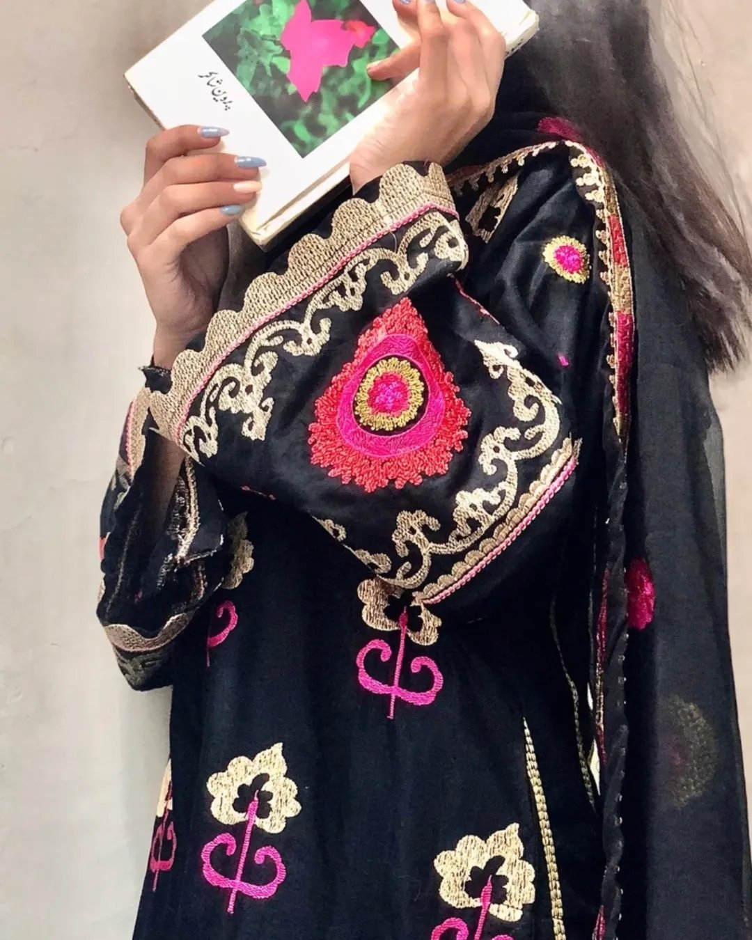 Lawn cotton embroided three piece suit image 1